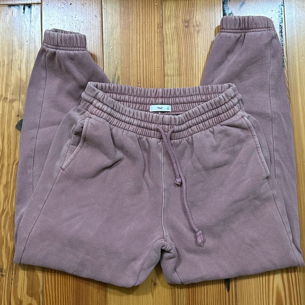 Aritzia TNA Cozy Fleece Sweatpants - pink/mauve